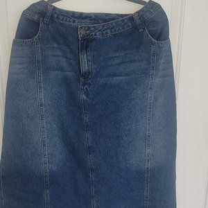 Plus size jean skirt